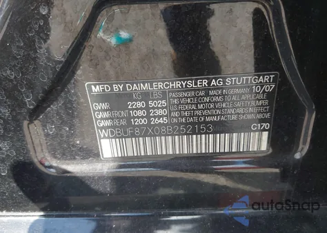 2008 Mercedes-Benz E 350 4Matic z USA, uszkodzony, nr VIN WDBUF87X08B252153